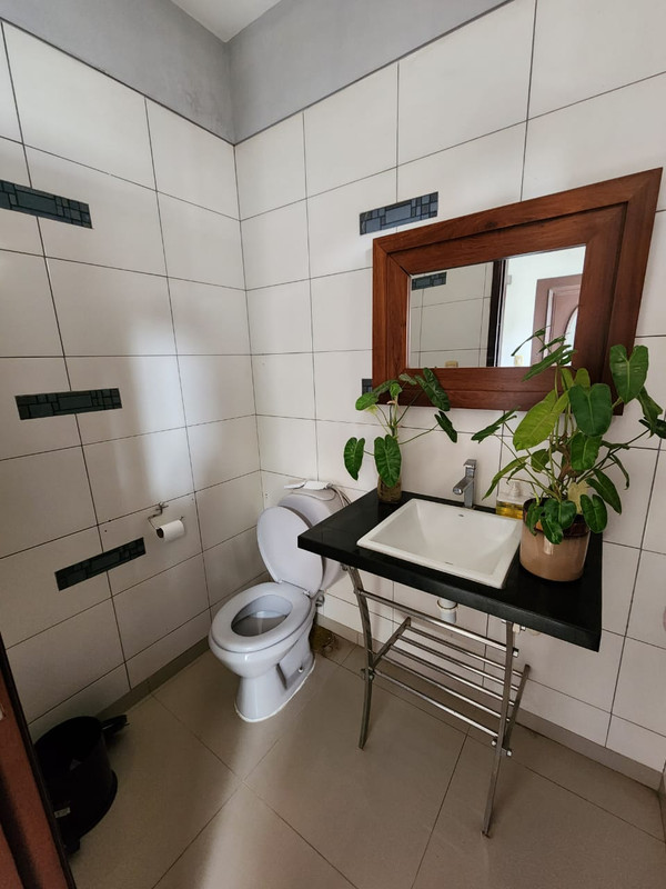 Amplia Casa en Alquiler de 7 Dormitorios
